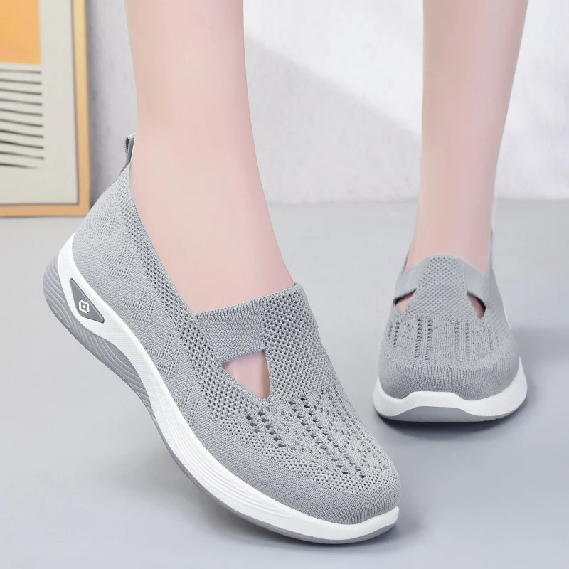 Damen Komfortable und luftige Slip-On Sneakers mit Strickoberfläche Heidi Mode - Image 4