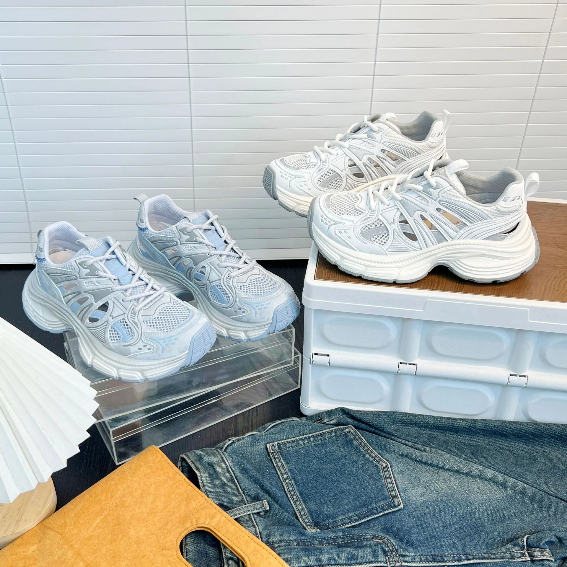 Damen Komfortable und stylische Sneakers mit innovativem Luftpolstersystem Heidi Mode - Image 3