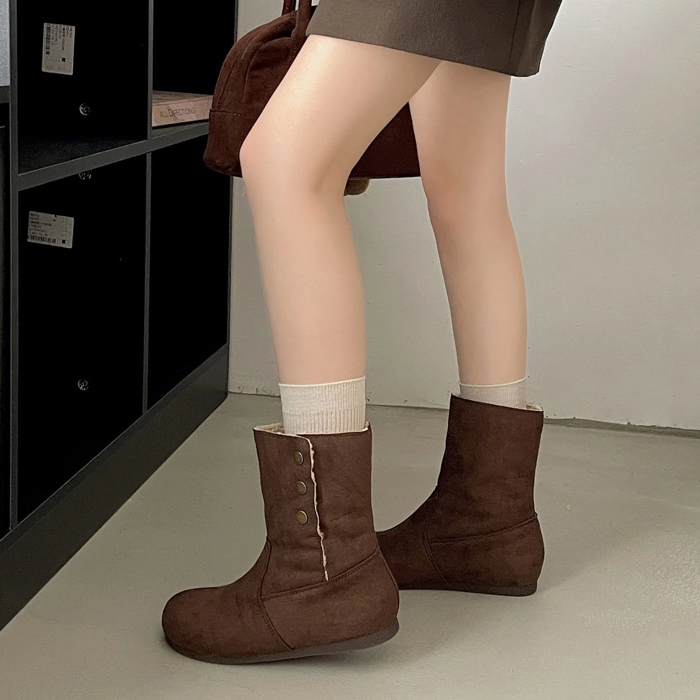 Damen Komfortable Winterboots mit kuscheligem Futter und eleganter Knopfverzierung Heidi Mode - Image 7