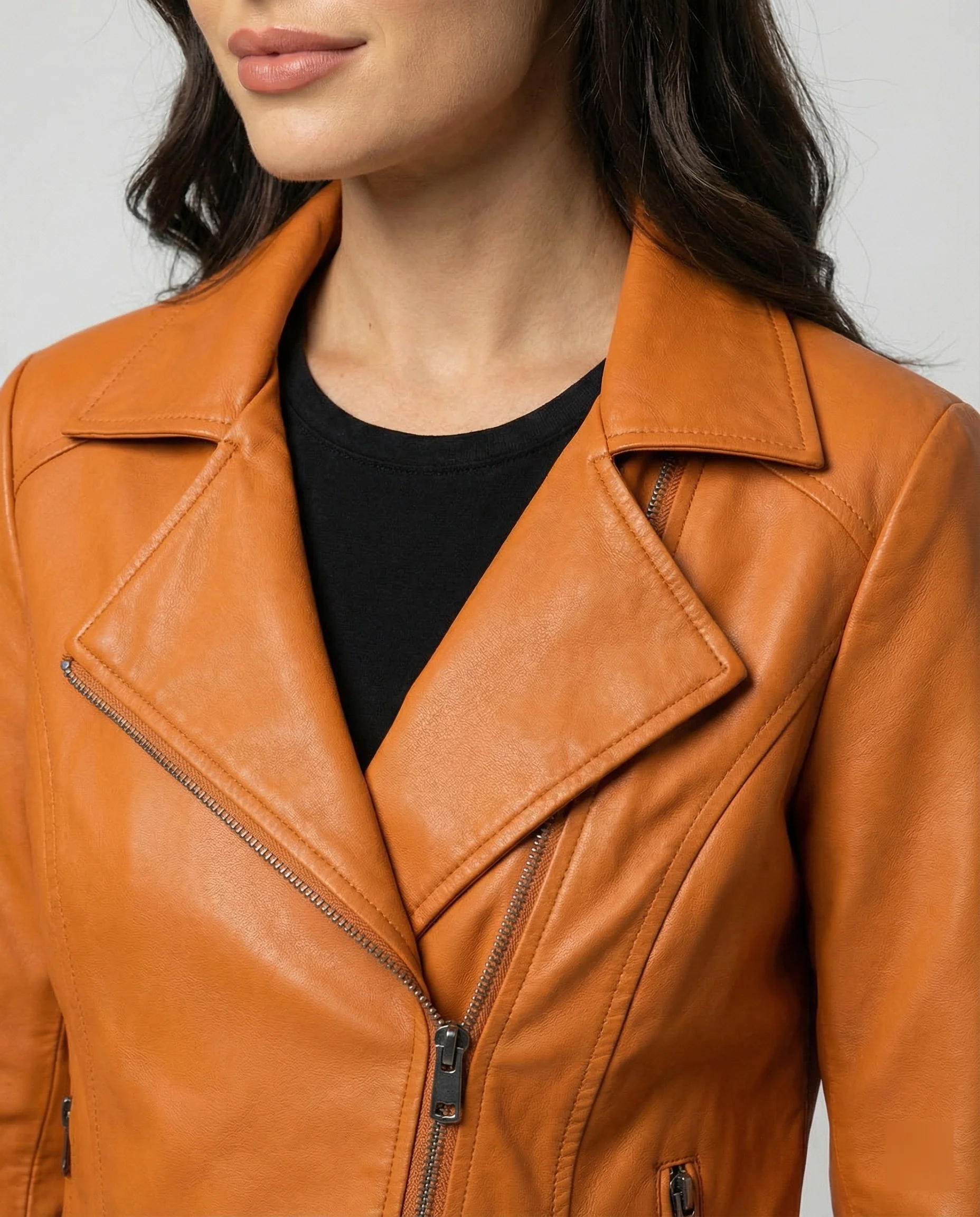 Damen Kunstleder-Bikerjacke mit asymmetrischem Reißverschluss wattierter Innenfütterung und taillierten Abnähern Heidi-Mode - Image 3