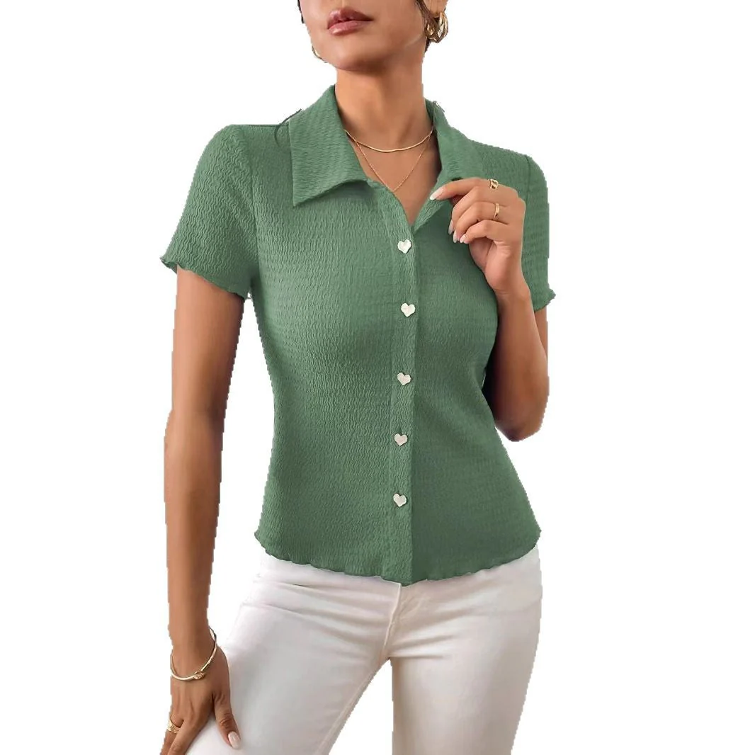 Damen Kurzarmbluse mit Strukturiertem Design und Herzförmigen Knöpfen Heidi-Mode - Image 5