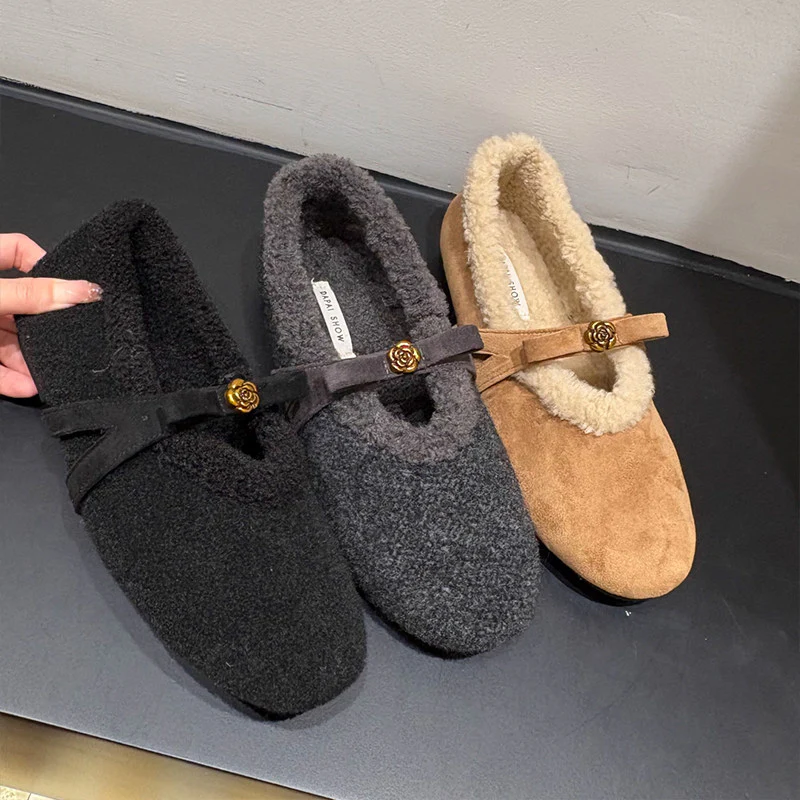 Damen Kuschel-Hausschuhe aus weichem Fleece mit dekorativem Riemchen Heidi Mode - Image 2