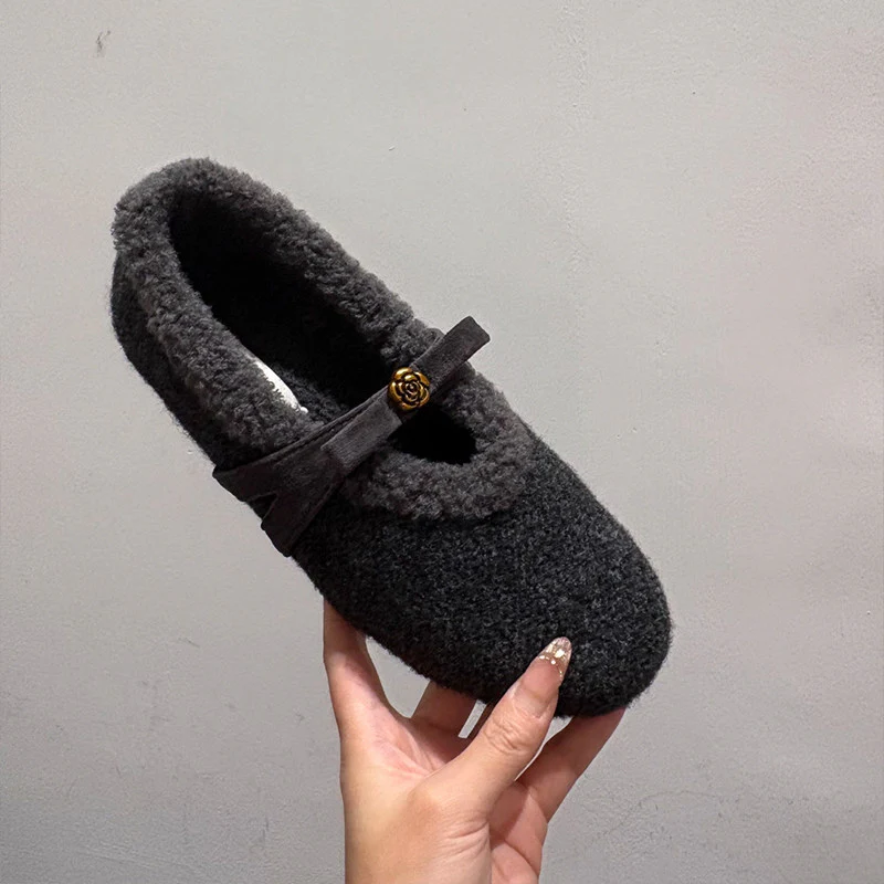Damen Kuschel-Hausschuhe aus weichem Fleece mit dekorativem Riemchen Heidi Mode - Image 3