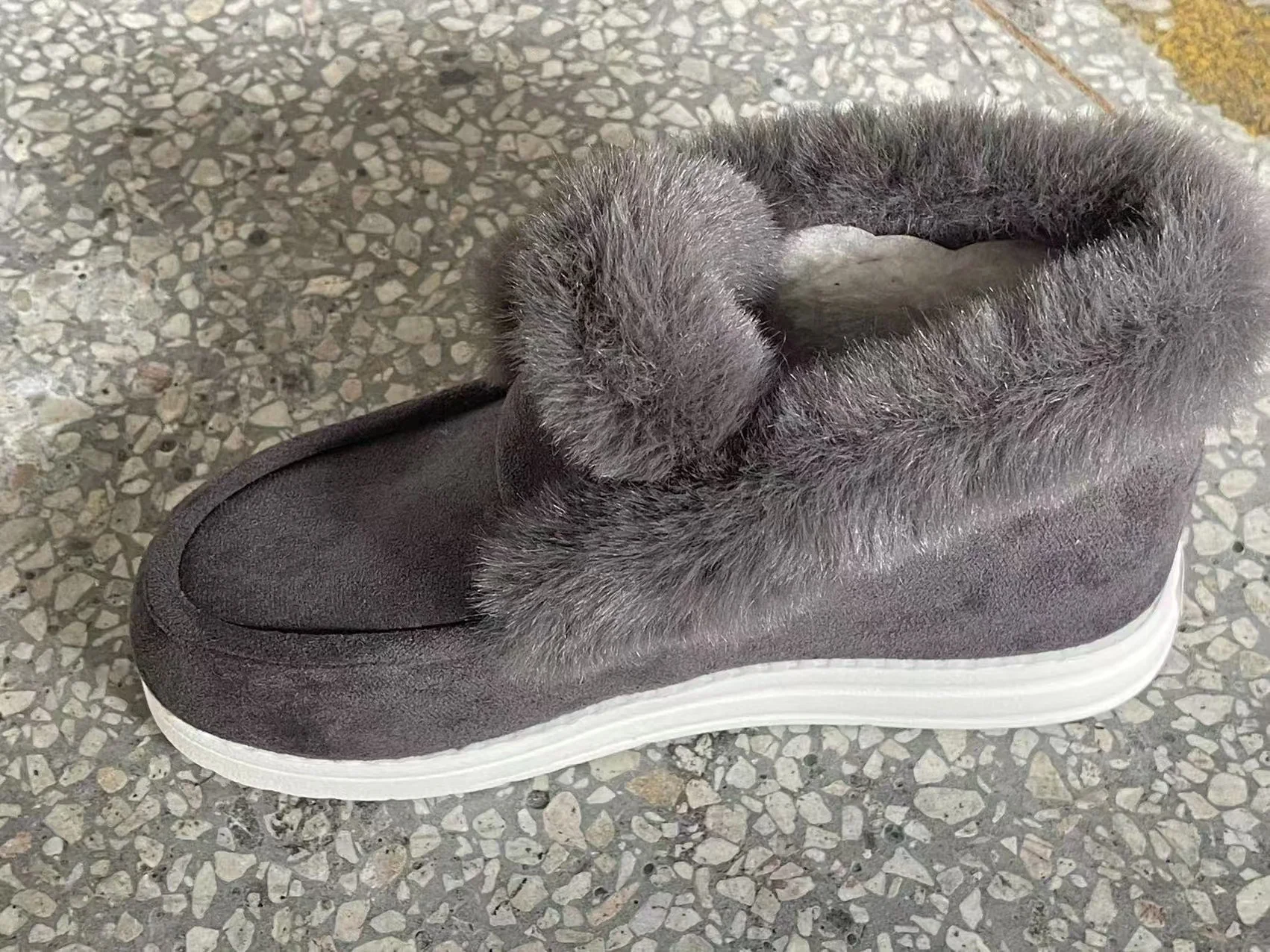 Damen Kuschel-Stiefeletten mit weichem Kunstfellkragen und rutschfester Sohle Heidi Mode - Image 8