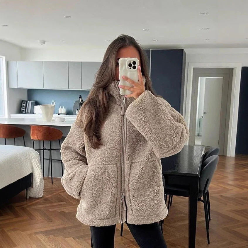 Damen Kuschelige Fleecejacke mit Hohem Kragen und Praktischen Taschen Heidi-Mode - Image 3