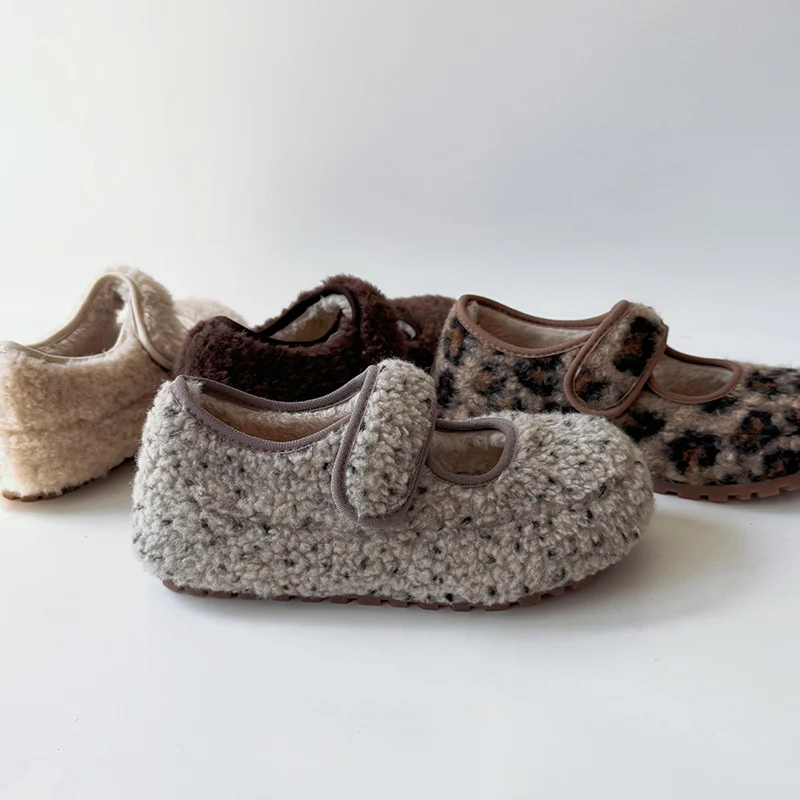 Damen Kuschelige Hausschuhe mit verstellbarem Riemen und weichem Innenfutter Heidi Mode - Image 2