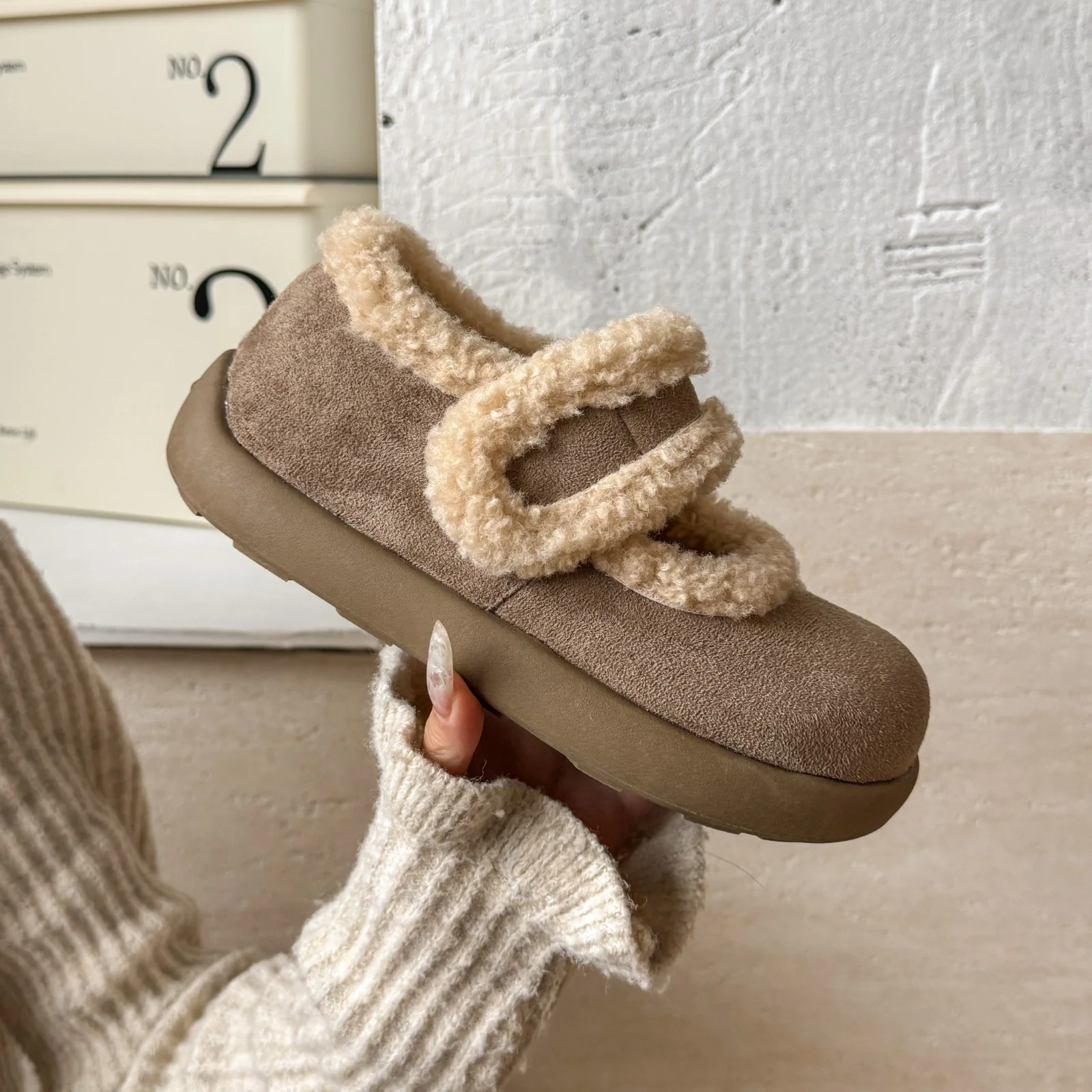Damen Kuschelige Hausschuhe mit warmem Futter und verstellbarem Riemen Heidi Mode - Image 8