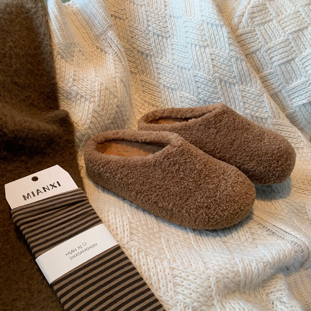 Damen Kuschelige Hausschuhe mit weichem Innenfutter und Komfortsohle Heidi Mode - Image 6