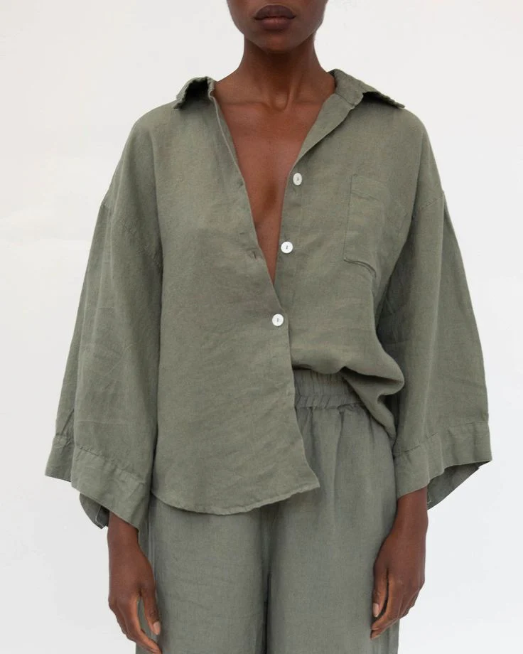 Damen Lässige Leinenbluse mit bequemen Schnitt und praktischen Taschen Heidi-Mode - Image 9