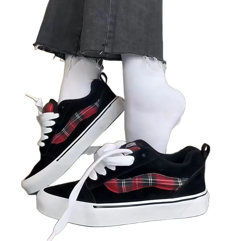 Damen lässige Sneaker mit kariertem Design und bequemer Sohle Heidi Mode - Image 5