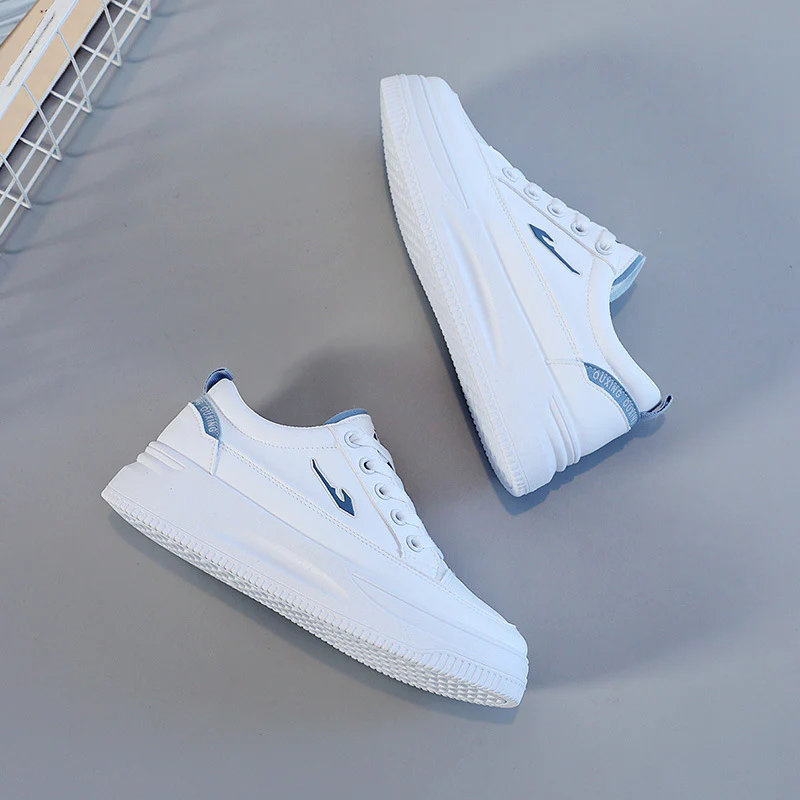 Damen lässige Sneakers mit dämpfendem Fußbett und stylischem Logo Heidi Mode - Image 3