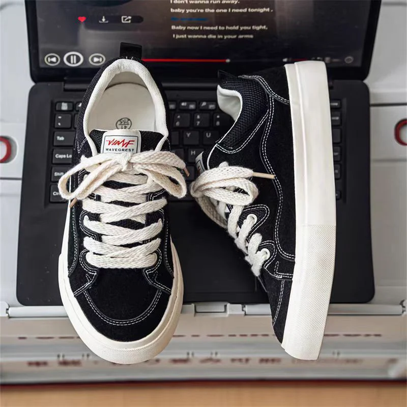 Damen lässige Sneakers mit klassischem Design und dämpfender Sohle Heidi Mode - Image 7