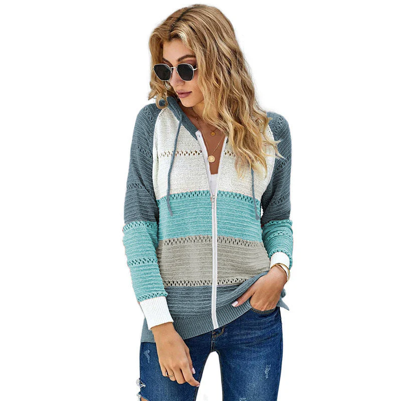 Damen Lässige Strickjacke mit Kapuze und Dekorativem Lochmuster Heidi-Mode - Image 16