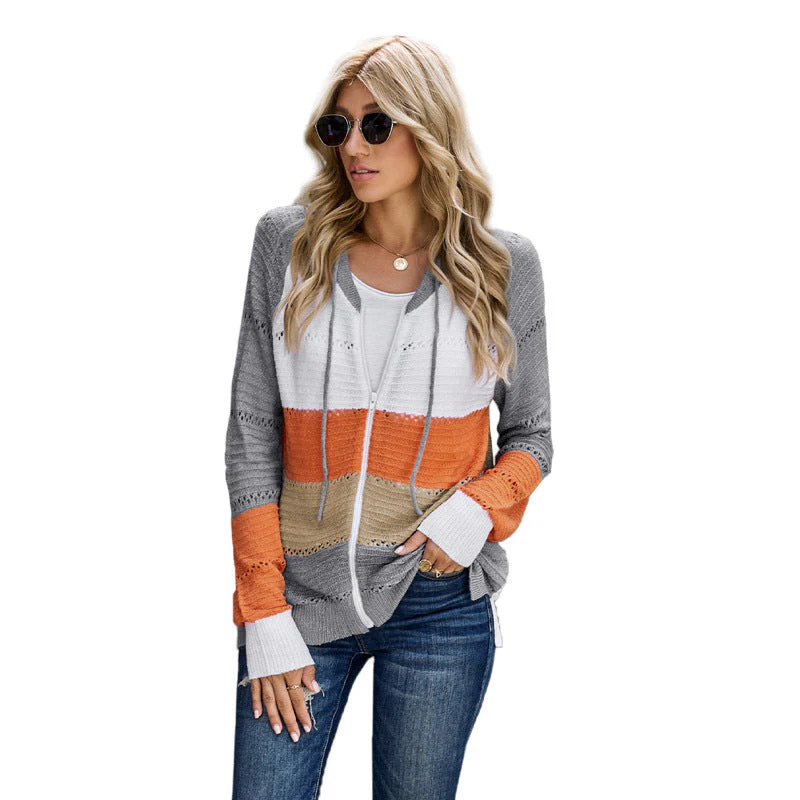 Damen Lässige Strickjacke mit Kapuze und Dekorativem Lochmuster Heidi-Mode - Image 5