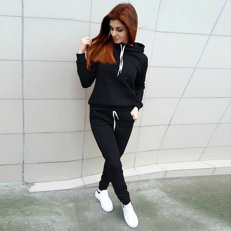 Damen Lässiges Sportanzug-Set mit Kapuze und Kängurutasche Heidi-Mode - Image 4