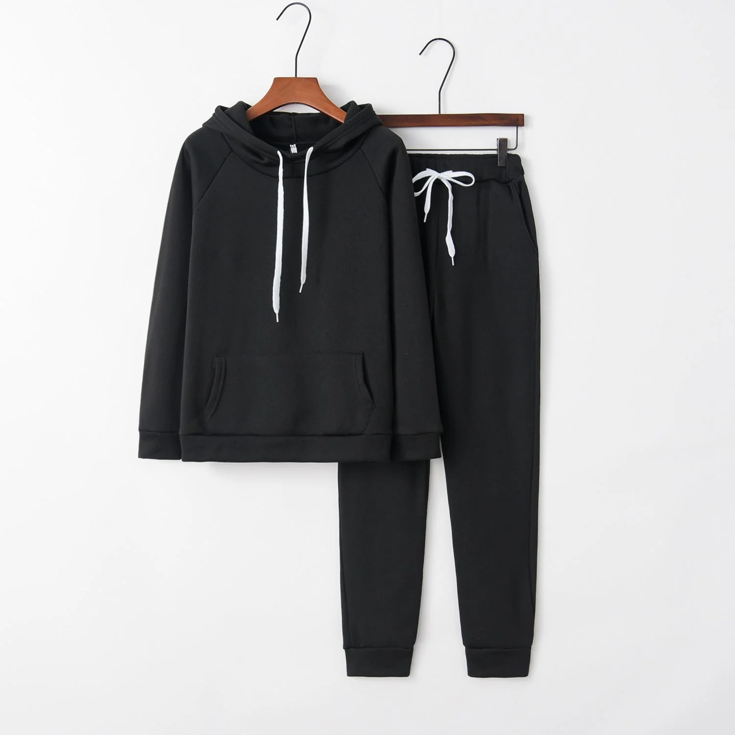 Damen Lässiges Sportanzug-Set mit Kapuze und Kängurutasche Heidi-Mode - Image 8