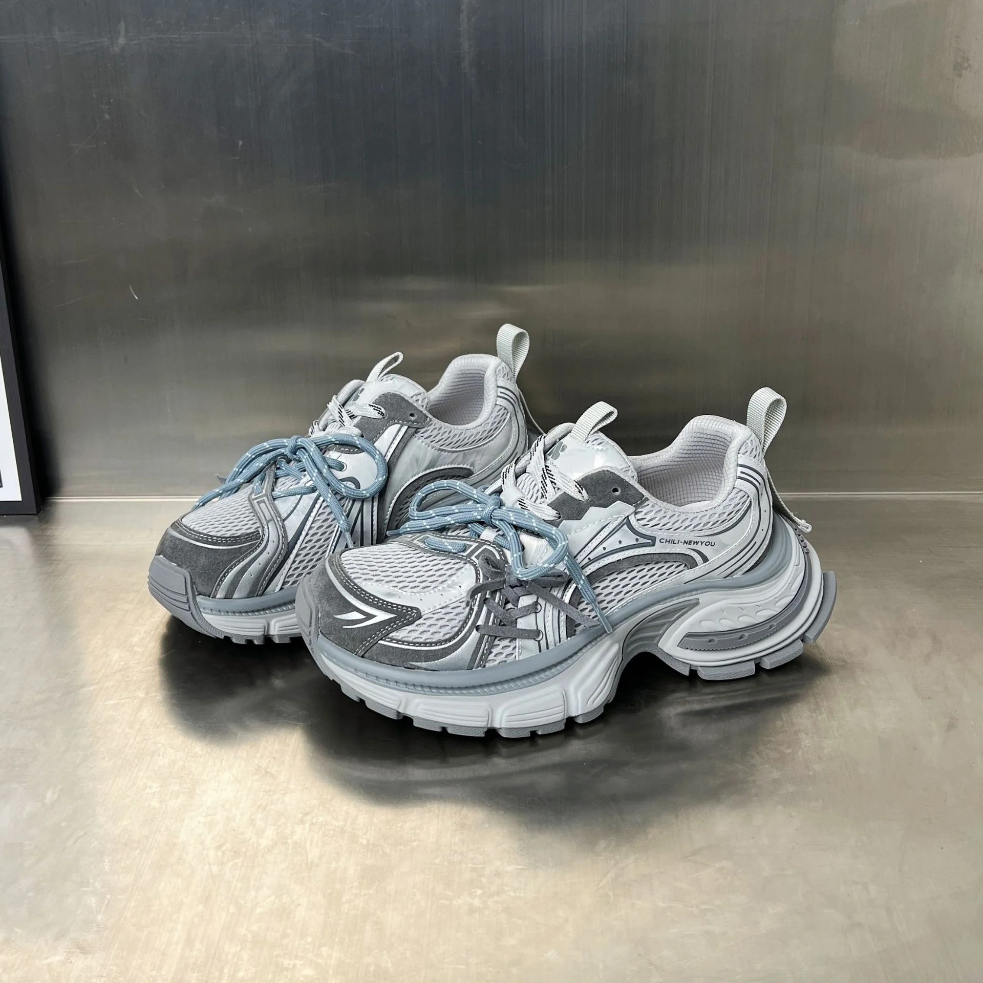 Damen Lauf- und Fitness-Sneakers mit atmungsaktivem Mesh und dämpfendem Fußbett Heidi Mode - Image 6