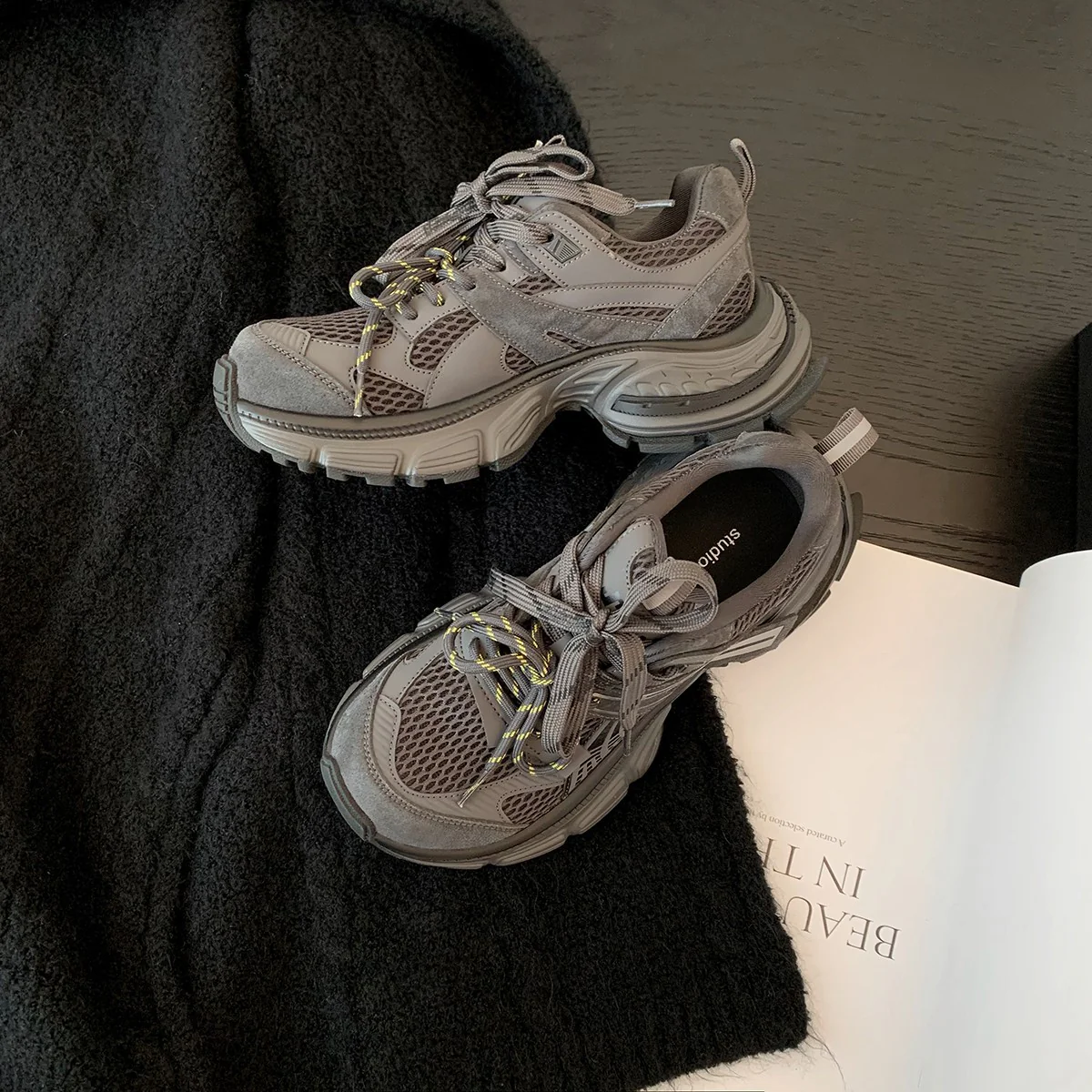 Damen Lauf- und Freizeitschuhe mit rutschfester Sohle und atmungsaktivem Obermaterial Heidi Mode - Image 6