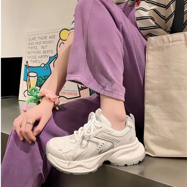 Damen Laufende Sneakers mit atmungsaktivem Mesh-Obermaterial und stabiler Dämpfung Heidi Mode - Image 4