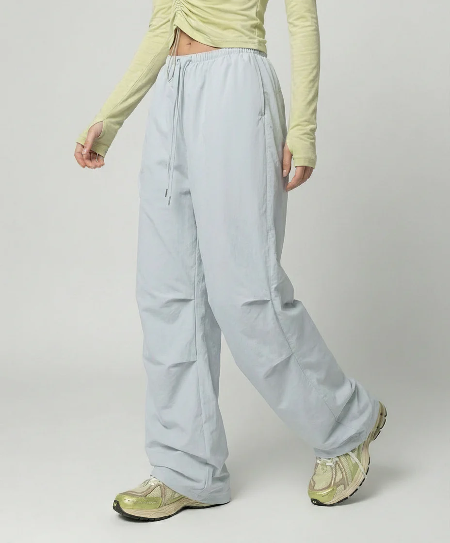 Damen leichte packbare Outdoor-Hose mit weitem Bein elastischem Bund und aufgesetzten Seitentaschen Heidi-Mode