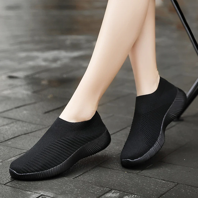 Damen Leichte und atmungsaktive Slip-On Sneakers mit flexiblem Sohlenprofil Heidi Mode - Image 4