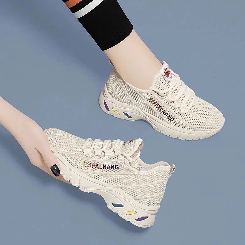 Damen Leichte und atmungsaktive Sport Sneakers mit elastischem Obermaterial Heidi Mode - Image 2