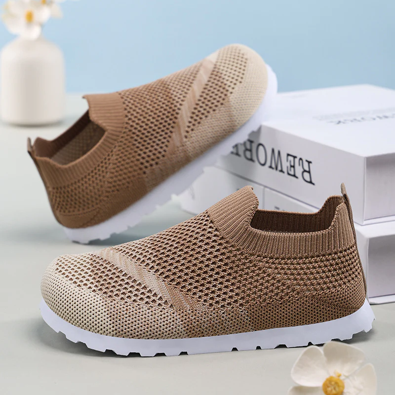 Damen Leichte und bequeme Slip-On Sneakers mit atmungsaktivem Strickoberteil Heidi Mode - Image 2