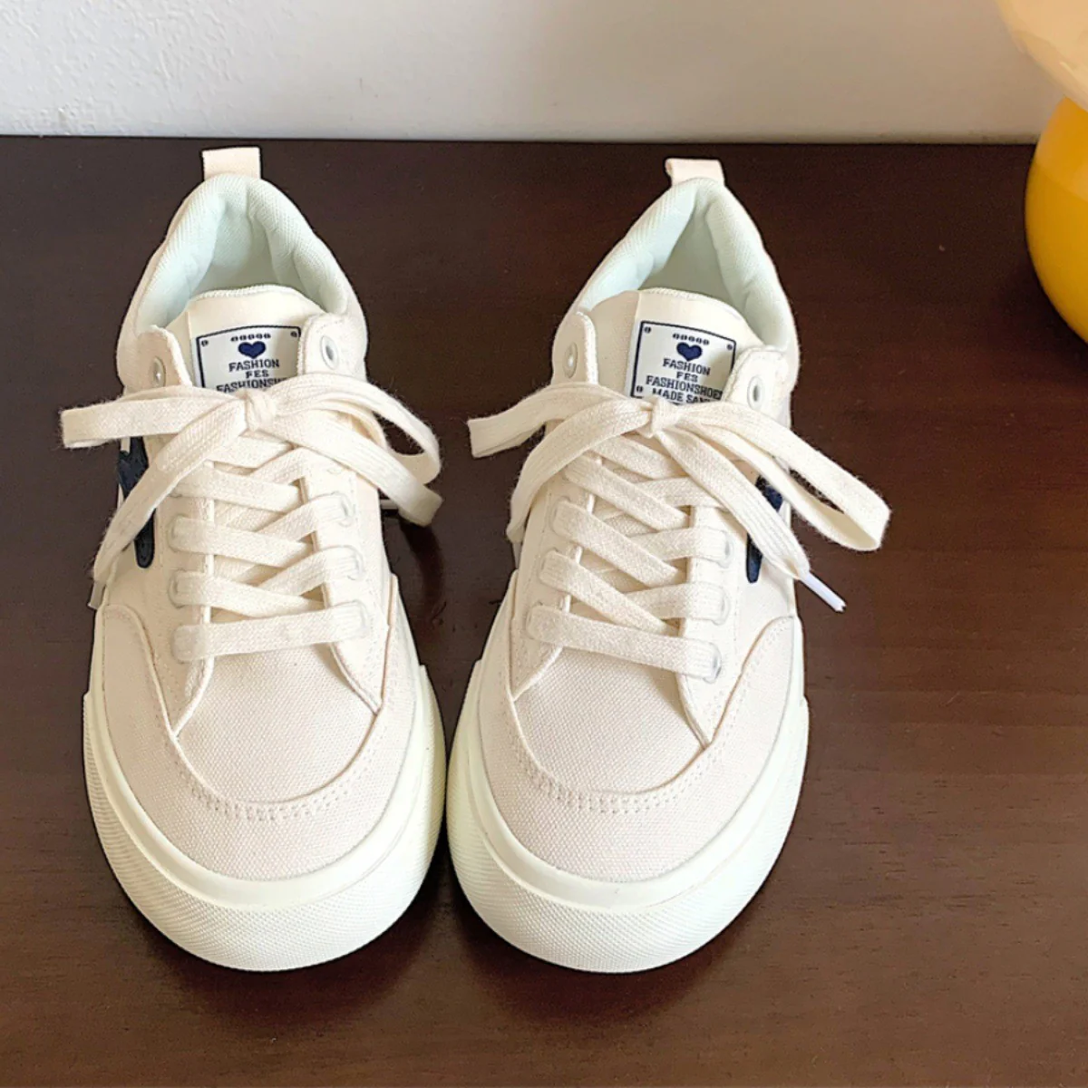 Damen Lifestyle Sneakers mit komfortabler Sohle und atmungsaktivem Obermaterial Heidi Mode - Image 2