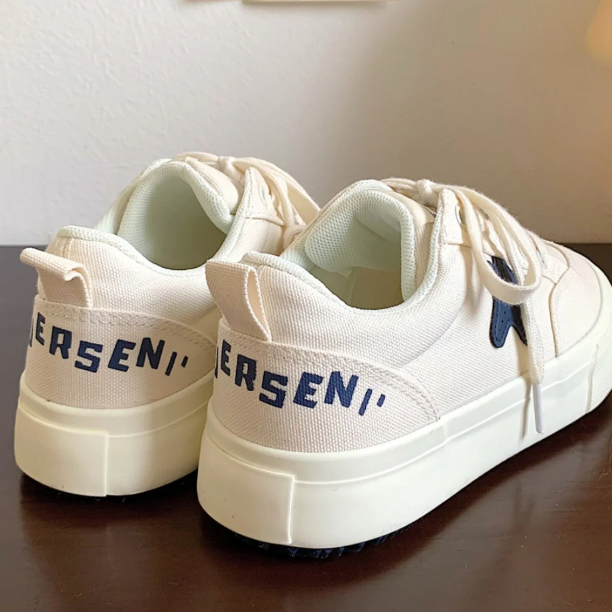 Damen Lifestyle Sneakers mit komfortabler Sohle und atmungsaktivem Obermaterial Heidi Mode - Image 4