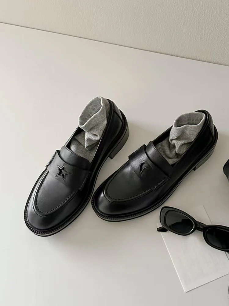Damen Loafers aus hochwertigem Leder mit modischem Sternen-Detail und bequemer Sohle Heidi Mode - Image 6