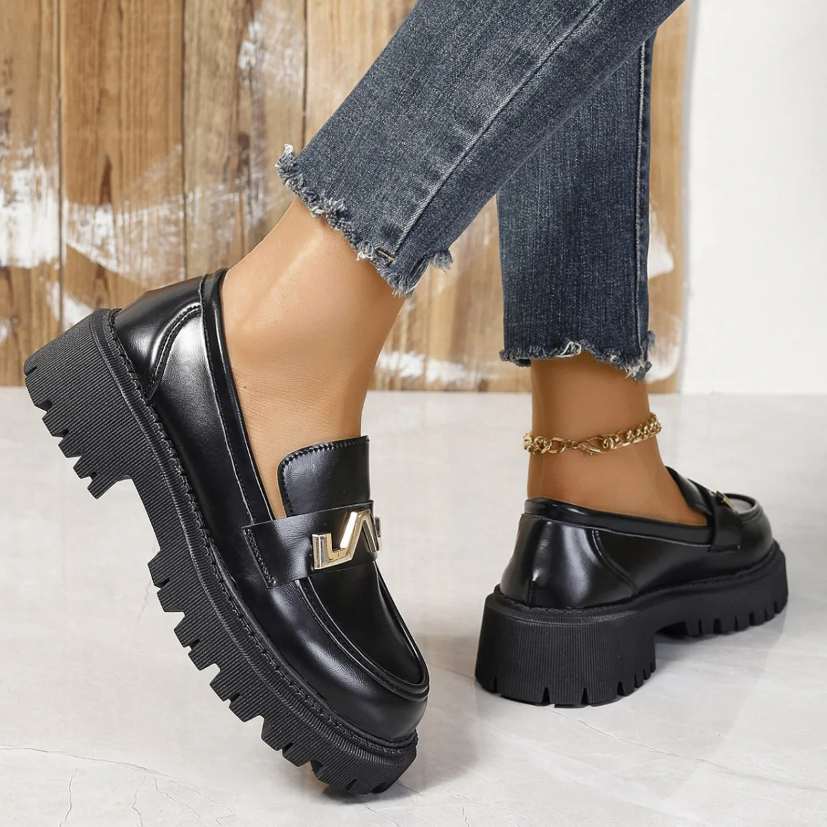 Damen Loafers mit robustem Profilsohle und modischem Schnallen-Detail Heidi Mode - Image 3