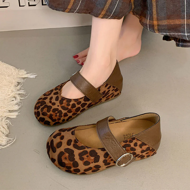 Damen Mary-Jane Schuhe mit modischem Leoprint und komfortablem Riemen Heidi Mode - Image 2