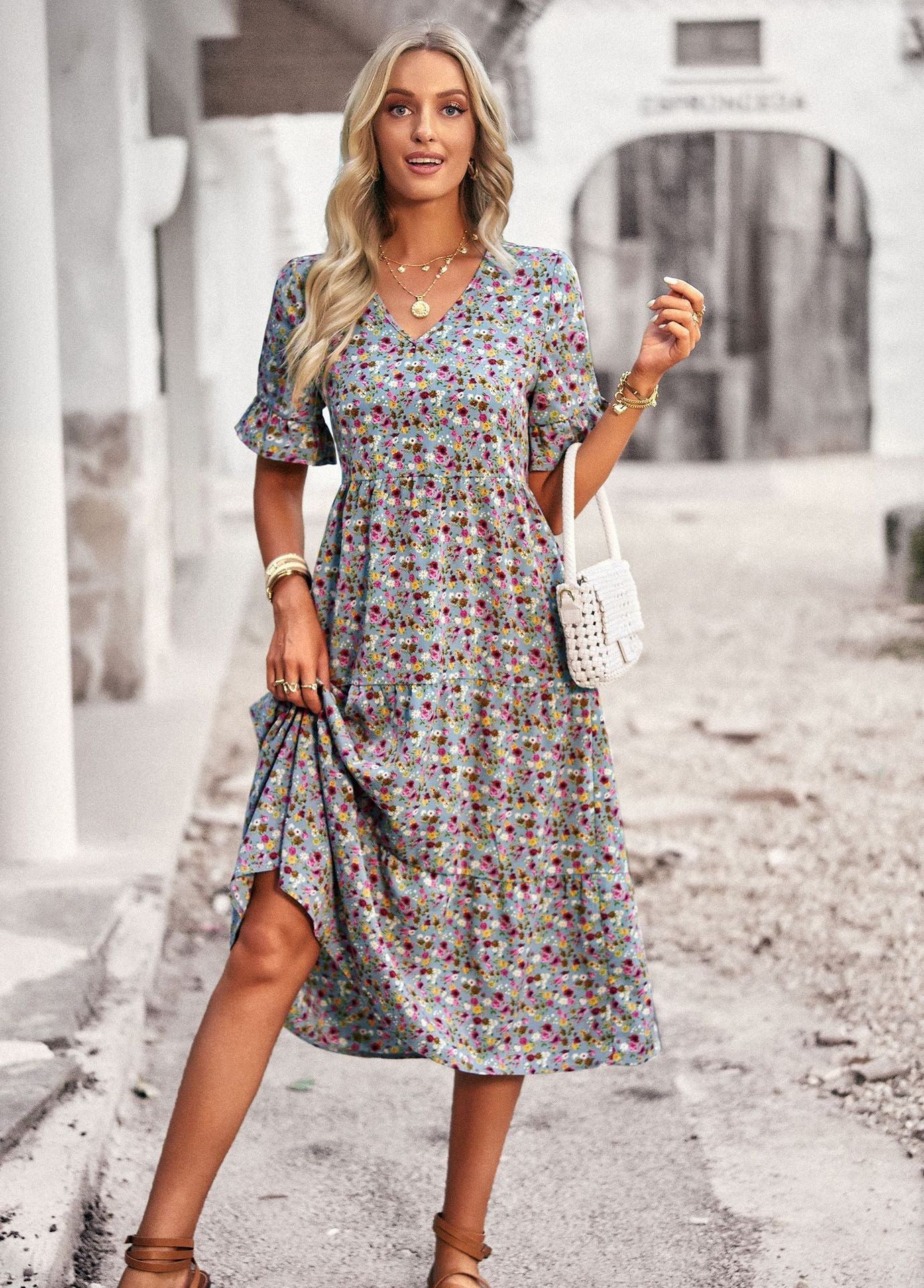 Damen Midi-Kleid mit Floralem Muster und Verspieltem V-Ausschnitt Heidi-Mode - Image 7