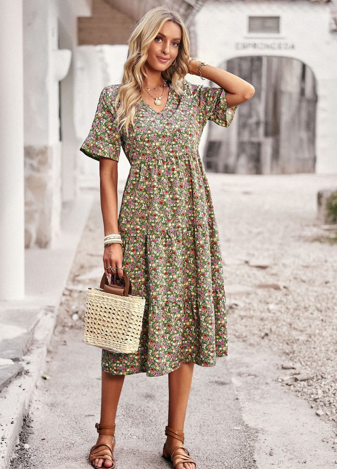 Damen Midi-Kleid mit Floralem Muster und Verspieltem V-Ausschnitt Heidi-Mode - Image 8