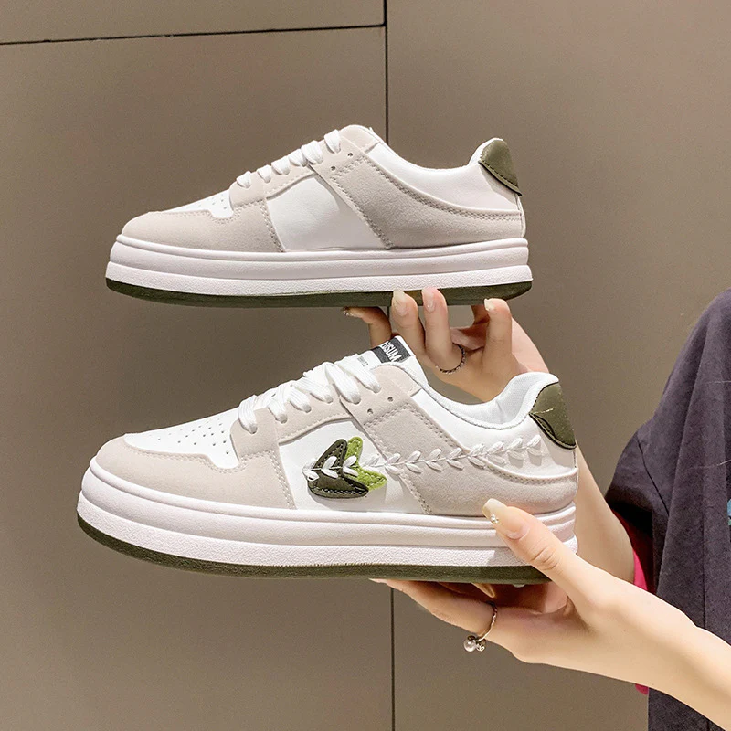 Damen Mode Sneakers mit stylischem Blätter-Design und komfortabler Sohle Heidi Mode - Image 6