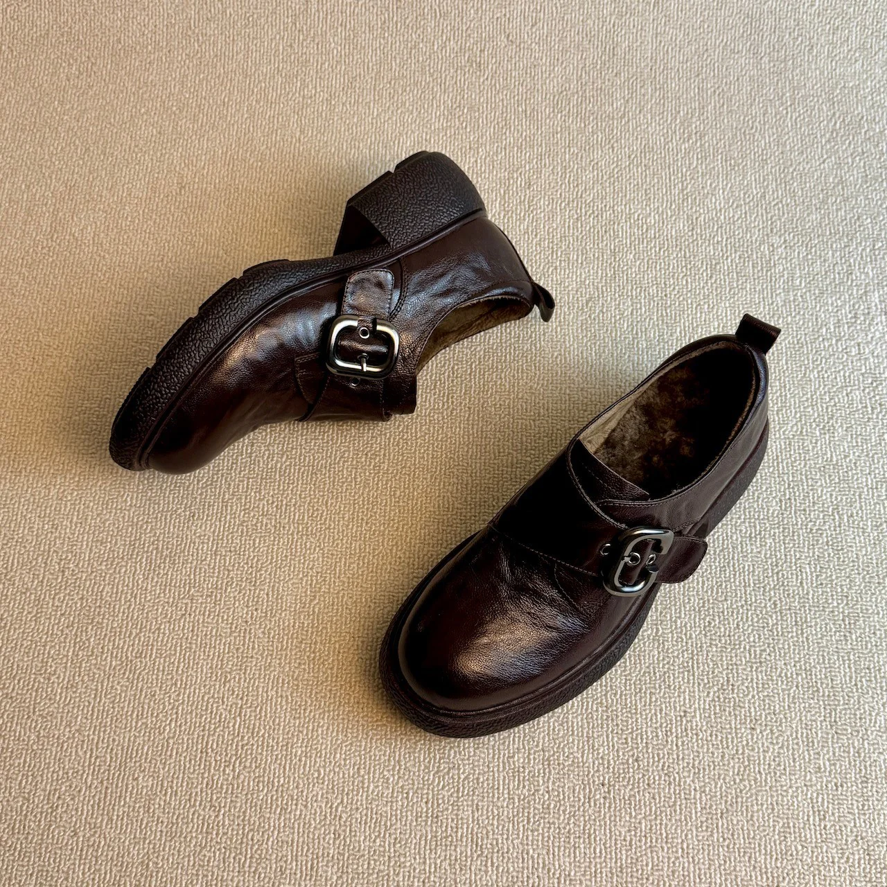 Damen Moderne Halbschuhe mit verstellbarem Riemen und bequemer Sohle Heidi Mode - Image 3