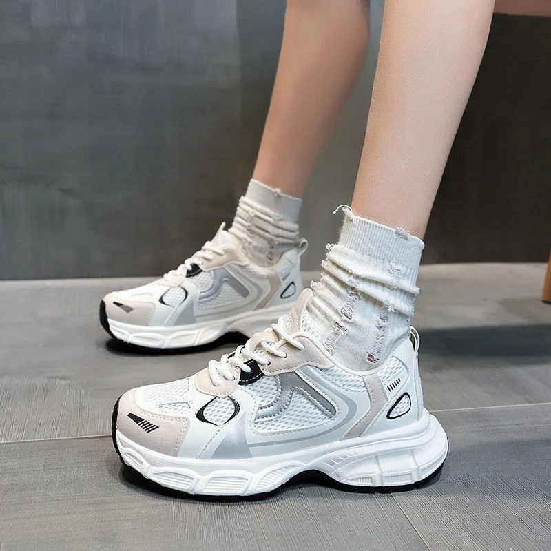 Damen moderne Sport Sneakers mit atmungsaktiver Oberflächenstruktur und stoßdämpfender Sohle Heidi Mode - Image 3