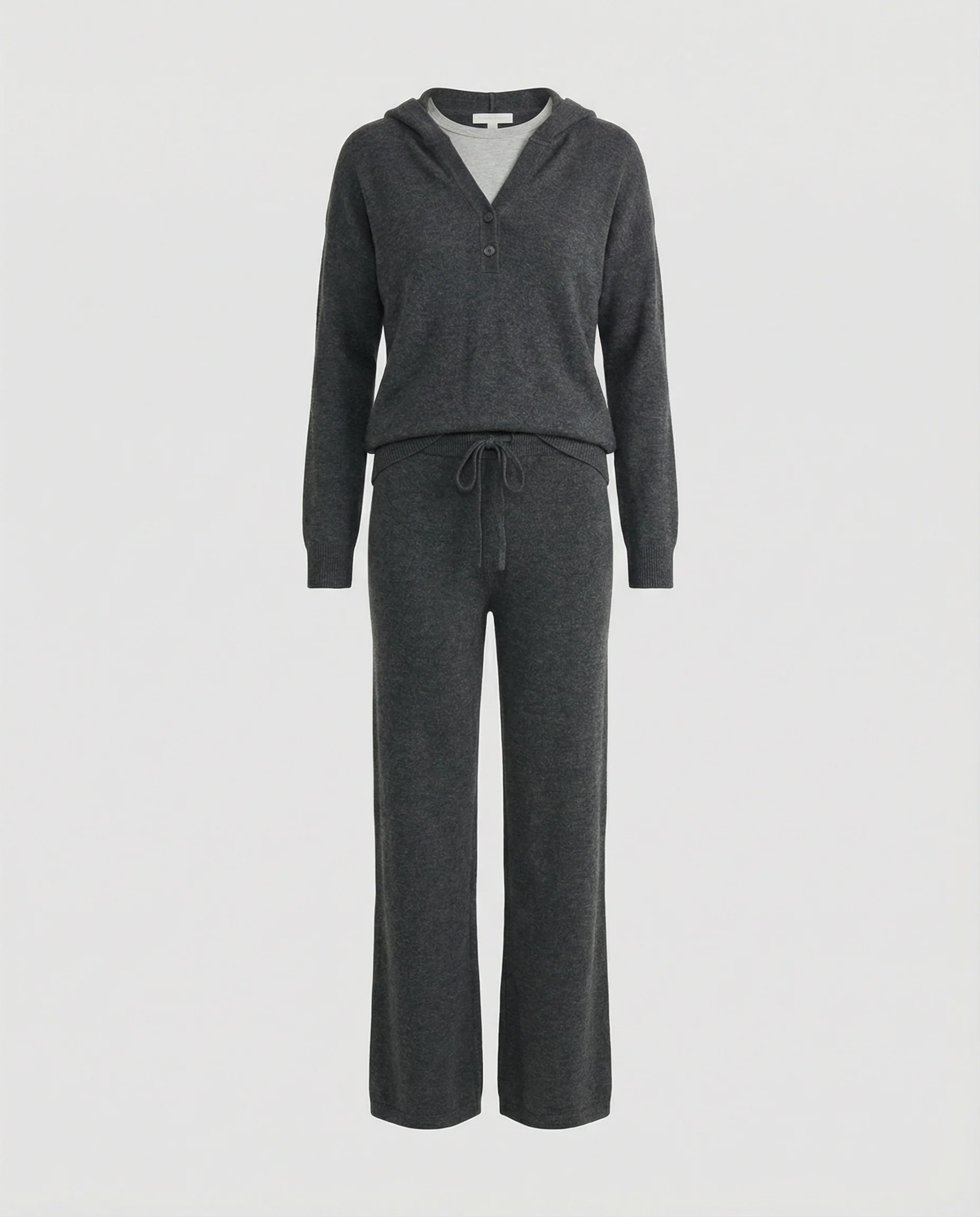 Damen Modetrends 2026 lässiges Kapuzenshirt mit kurzer Knopfleiste und weite Jogginghose aus weicher Baumwollmischung Heidi Mode - Image 4