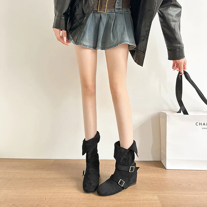 Damen Modische Ankle Boots mit ausgefallenem Klappdesign und dekorativen Schnallen Heidi Mode - Image 8