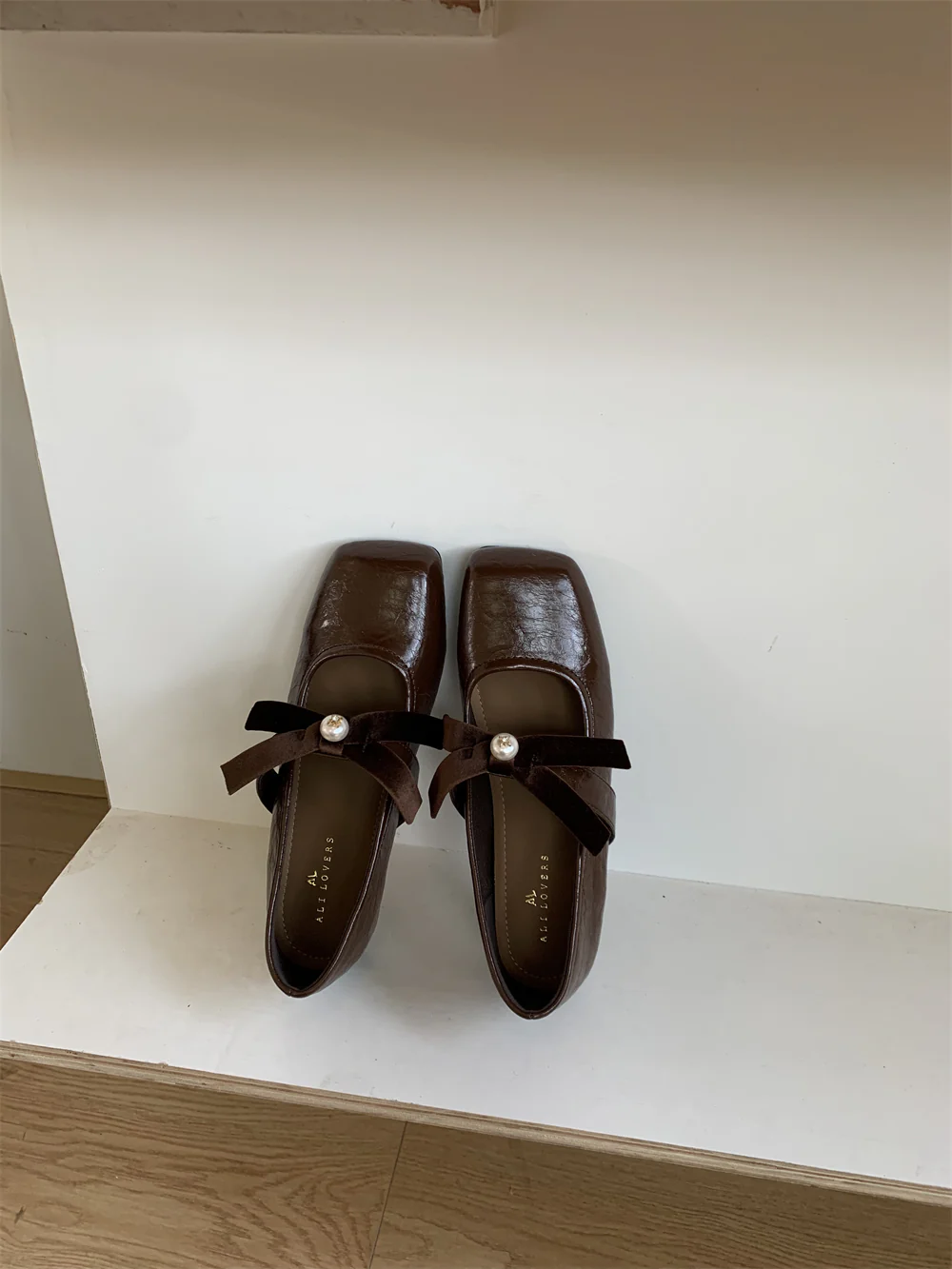 Damen Modische Ballerinas mit elegantem Schleifenakzent und feiner Perlenverzierung Heidi Mode - Image 6