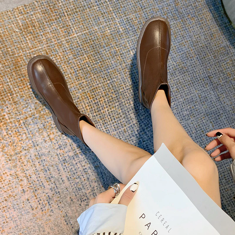 Damen Modische Chelsea-Stiefel mit flexiblem Reißverschluss und strapazierfähiger Sohle Heidi Mode - Image 6