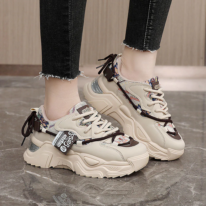Damen modische Chunky Sneaker mit innovativem Obermaterial und sportlichem Design Heidi Mode - Image 4