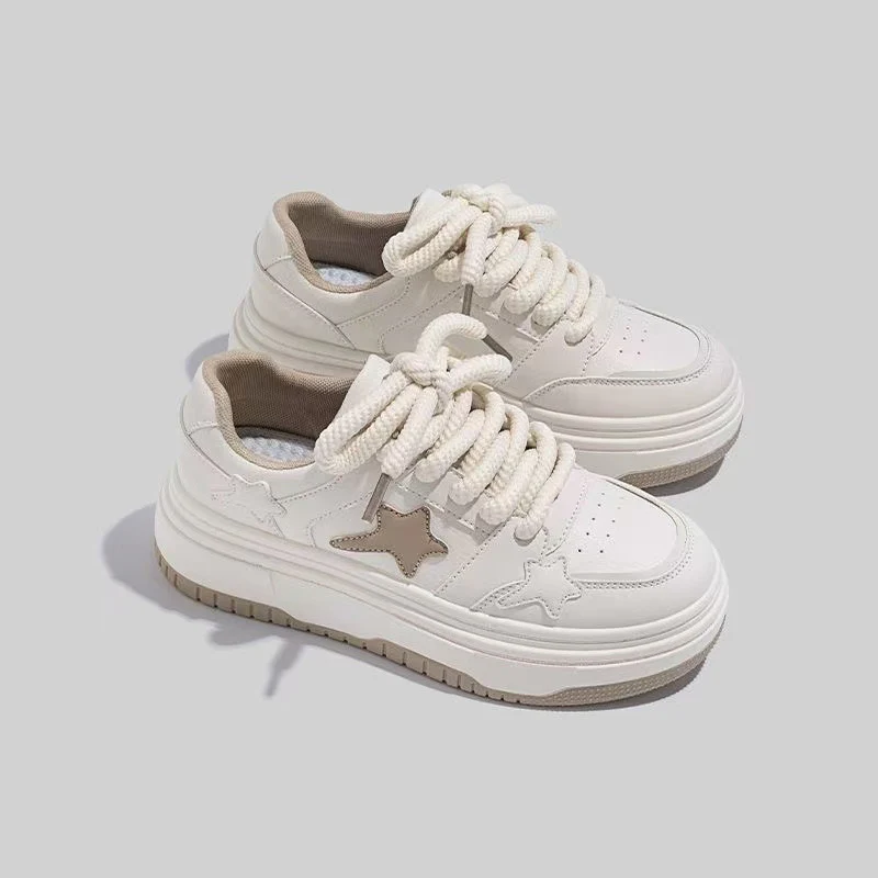 Damen Modische Chunky Sneakers mit dekorativen Sternenapplikationen Heidi Mode - Image 5