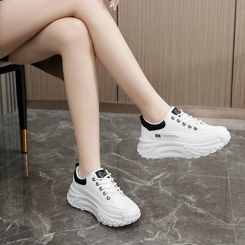 Damen modische Chunky Sneakers mit gepolsterter Sohle und stoßdämpfendem Design Heidi Mode - Image 3