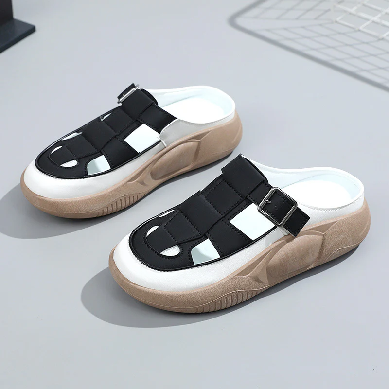 Damen modische Clogs mit verstellbarem Schnallenverschluss und luftiger Oberstruktur Heidi Mode - Image 6