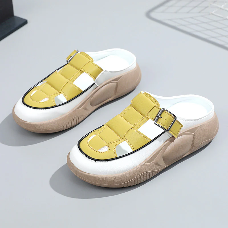 Damen modische Clogs mit verstellbarem Schnallenverschluss und luftiger Oberstruktur Heidi Mode - Image 8
