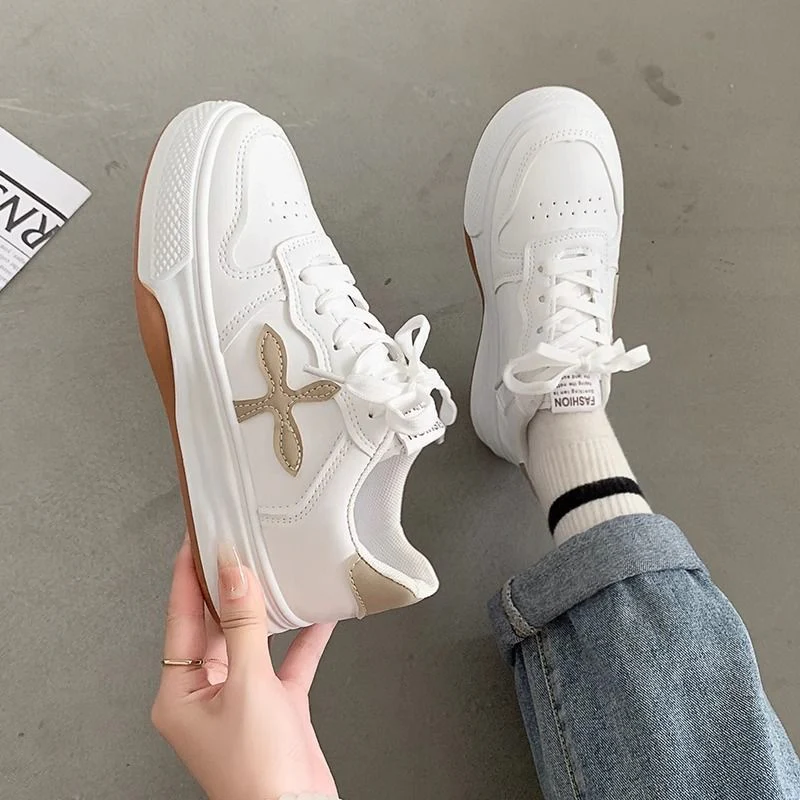 Damen Modische Freizeitsneaker mit atmungsaktiver Oberflächenstruktur Heidi Mode - Image 6