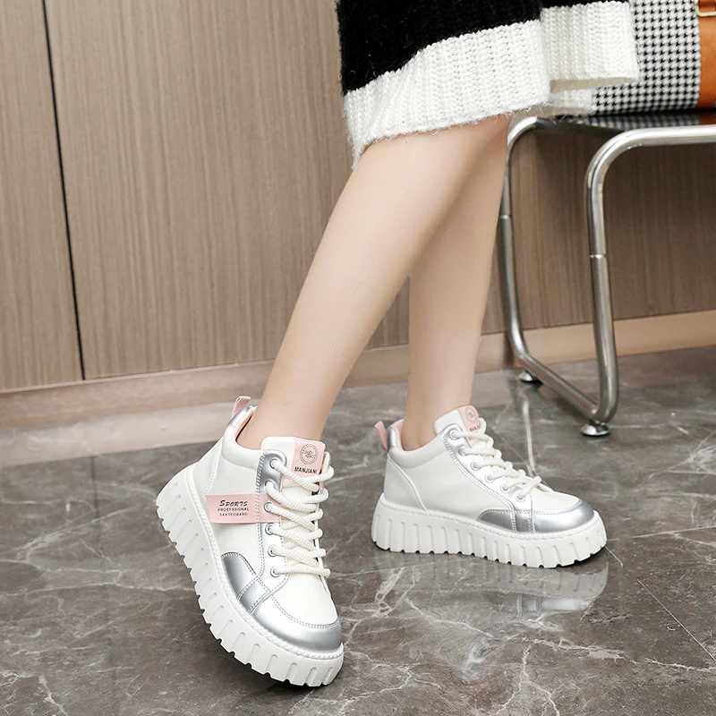 Damen Modische High-Top Sneakers mit sportlichem Design und robustem Sohlenprofil Heidi Mode - Image 4