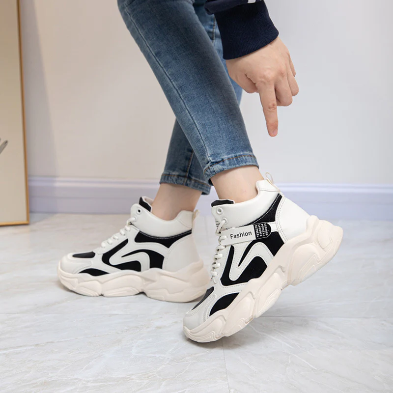 Damen modische High-Top Sneakers mit verstärktem Sohlenprofil und atmungsaktiver Obermaterialstruktur Heidi Mode - Image 4