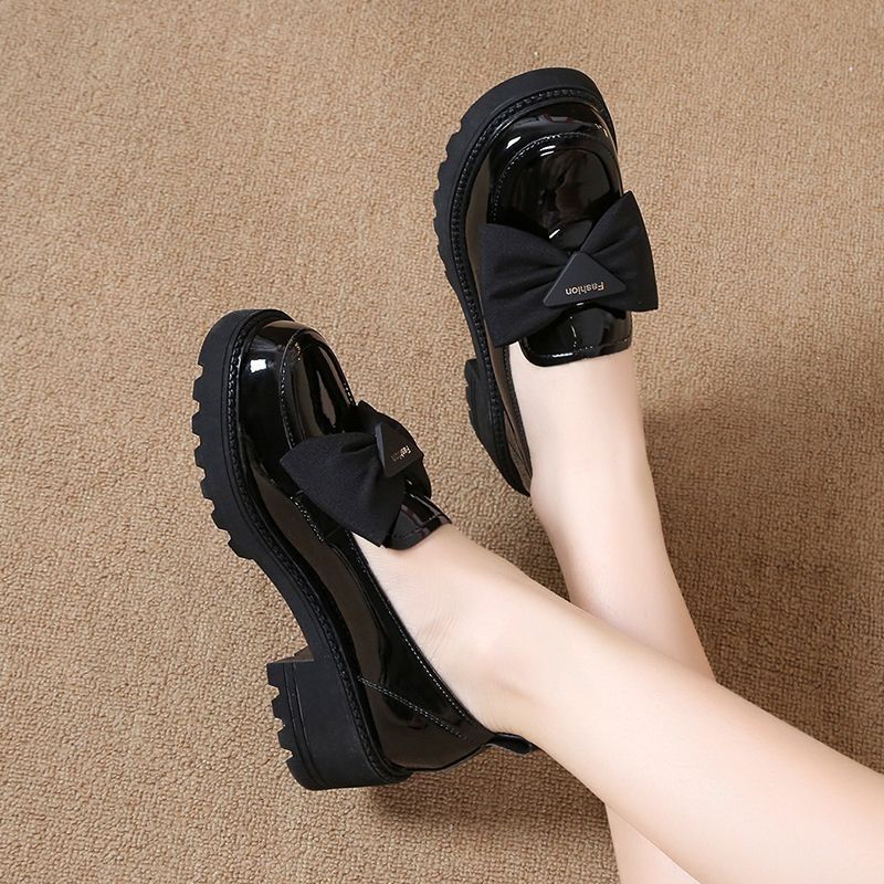 Damen modische Lack-Schuhe mit dekorativem Schleifenakzent und rutschfester Sohle Heidi Mode - Image 2